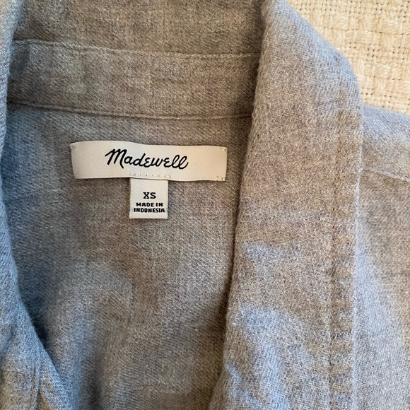 4 for 1! Madewell S/XS button downs and tunics - Picture 6 of 7